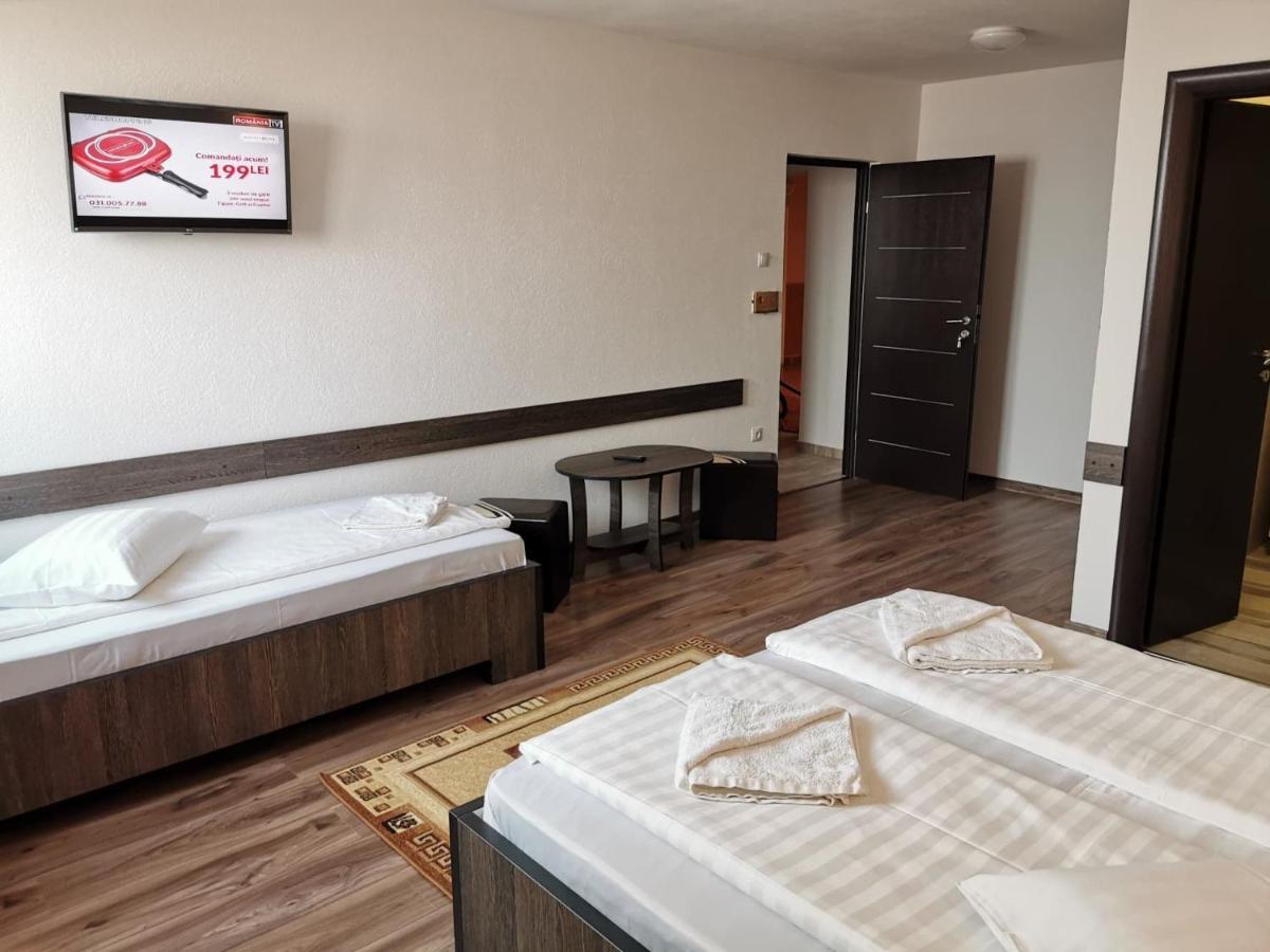 Hotel Tranzit Odorheiu Secuiesc Esterno foto