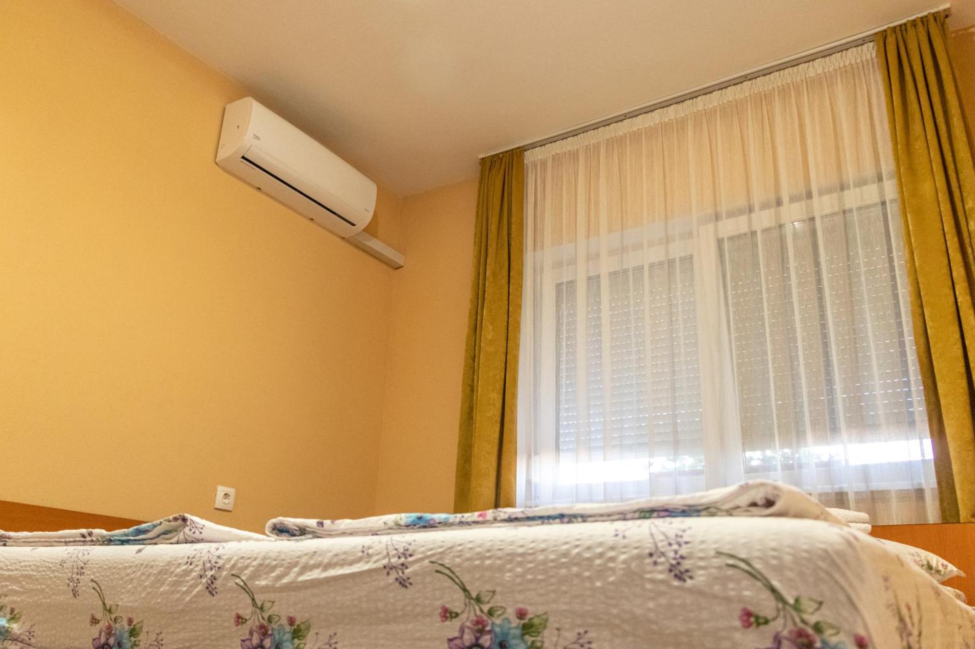 Hotel Tranzit Odorheiu Secuiesc Esterno foto