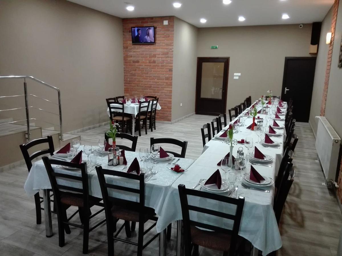 Hotel Tranzit Odorheiu Secuiesc Esterno foto